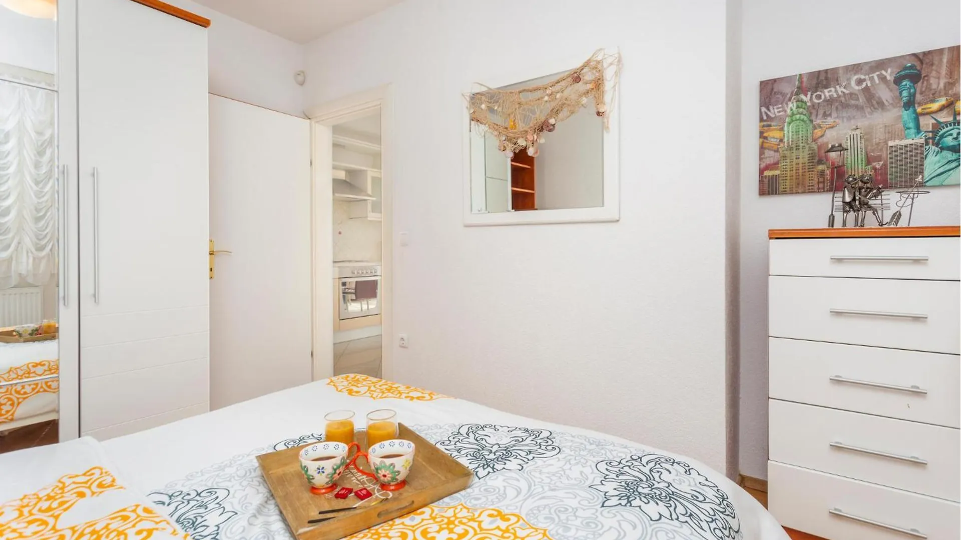 1 Bedroom Cozy Apartment In Icici