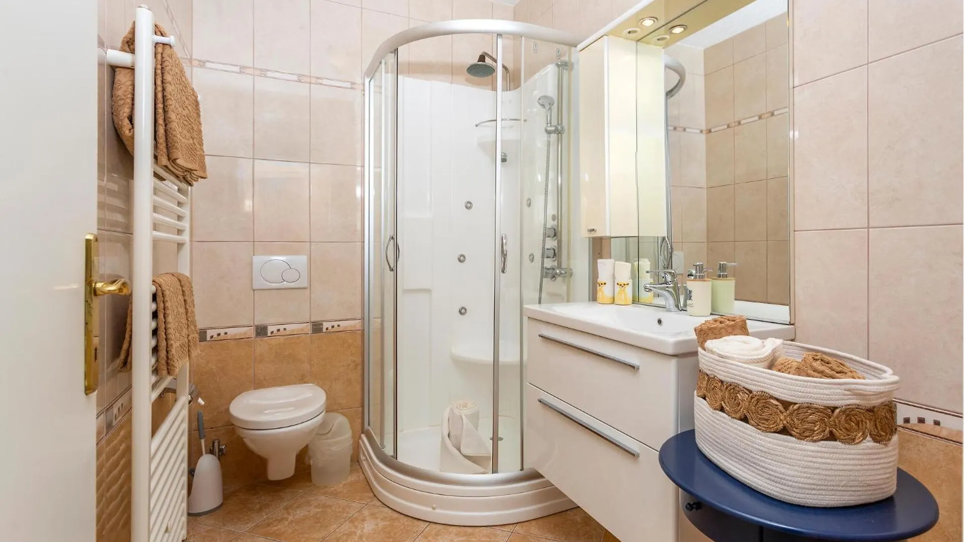 1 Bedroom Cozy Apartment In Icici 0*,  Croatia