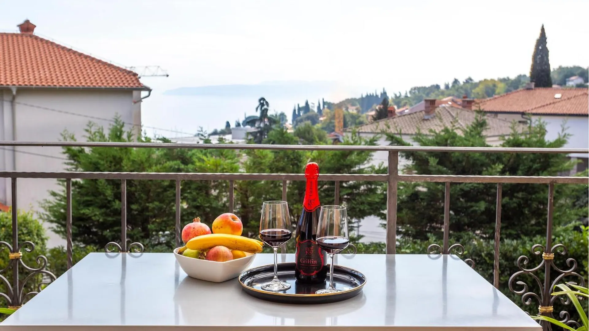 1 Bedroom Cozy Apartment In Ičići